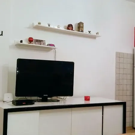 Apartman Tenis 公寓 图兹拉